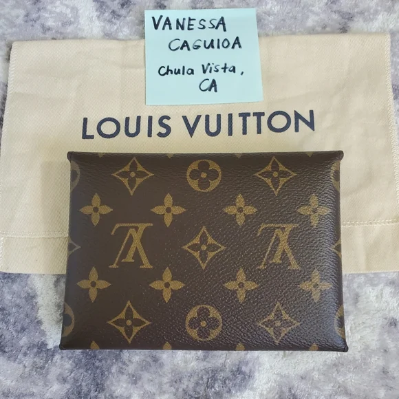 Authentic LV Kirigami Medium Pouch - Picture 2 of 12